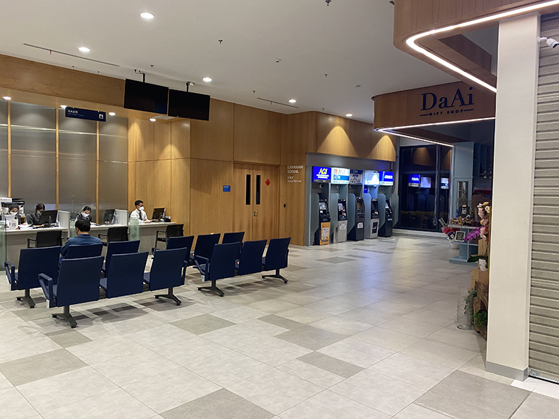 Bank lobby lighting engineering